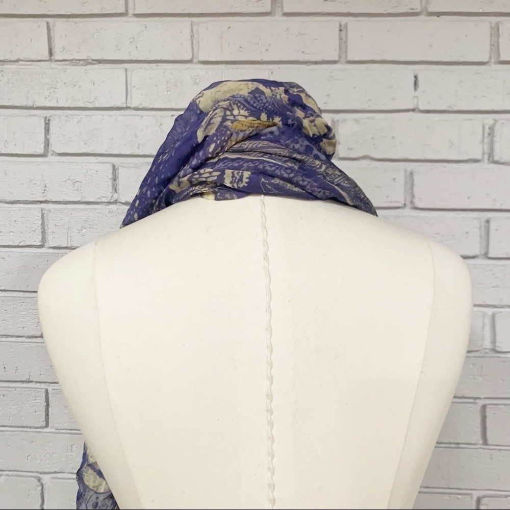 Lightweight Women’s Blue Goddess‎ Print Scarf - Picture 5 of 8